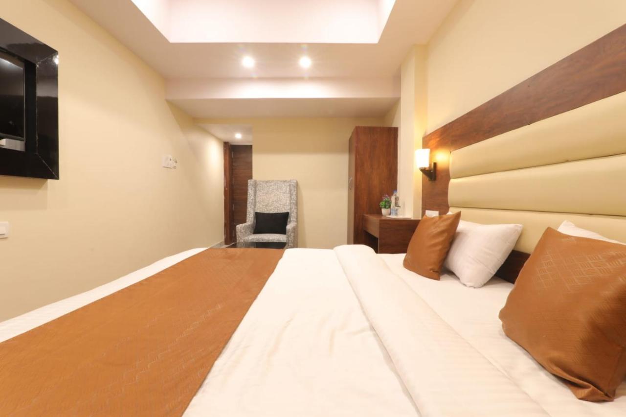 Hotel Blueark Lucknow Luaran gambar