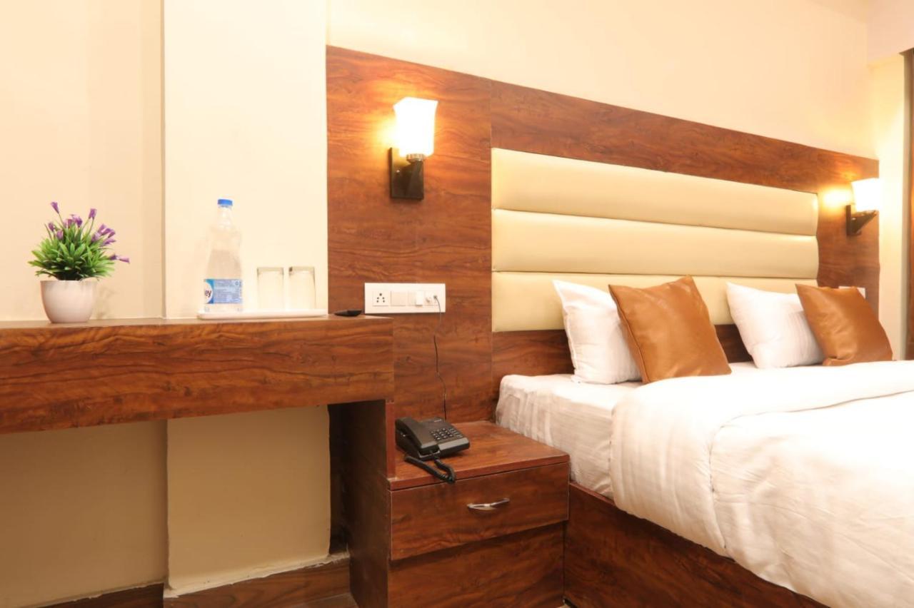 Hotel Blueark Lucknow Luaran gambar